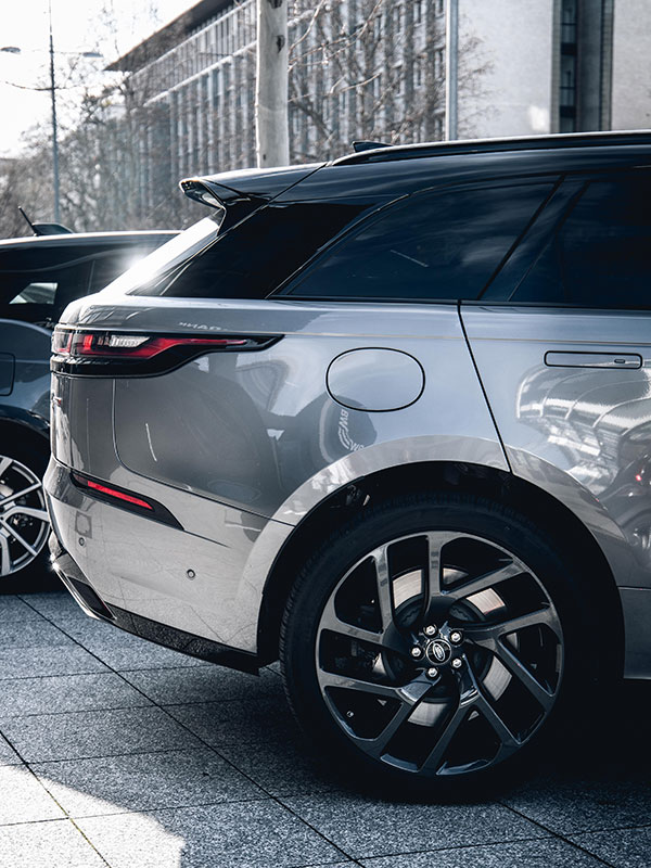 land-rover-bologna